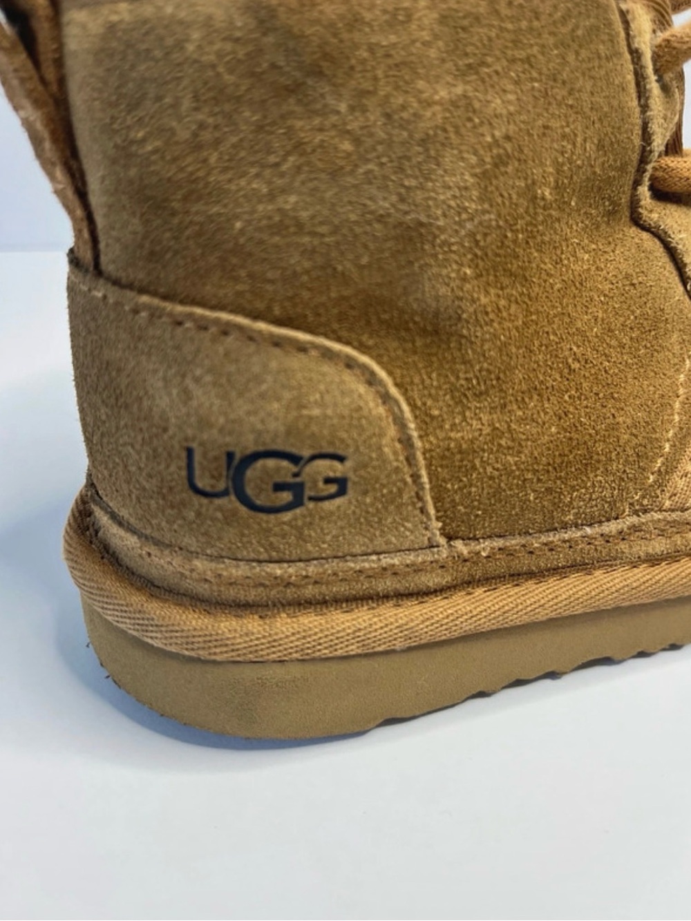 UGG boots - Picture 3 of 9